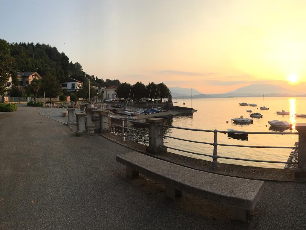 L'Antico Borgo Apartment Lesa Bagian luar foto